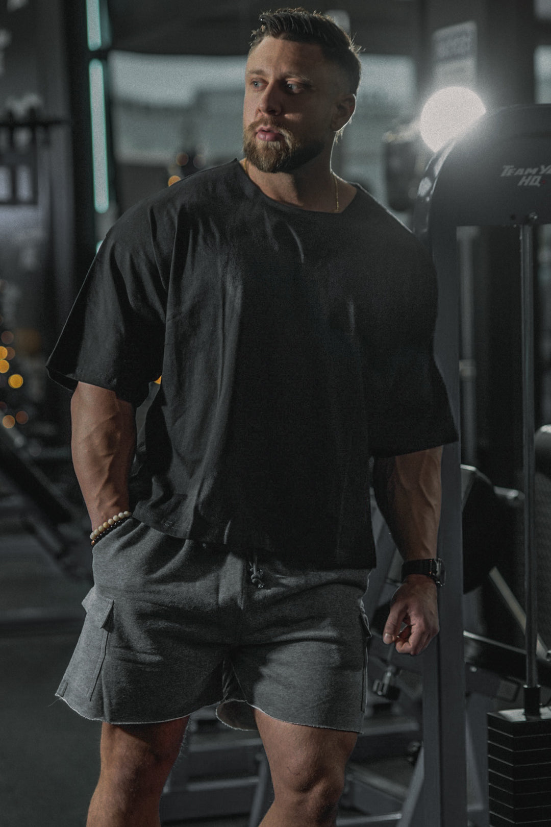 Raw-Cut Boxy Crop Tee - Black